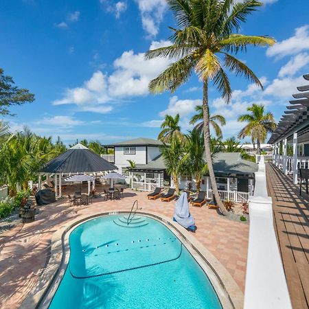 Tropic Isle At Anna Maria Island Inn Bradenton Beach Exterior photo