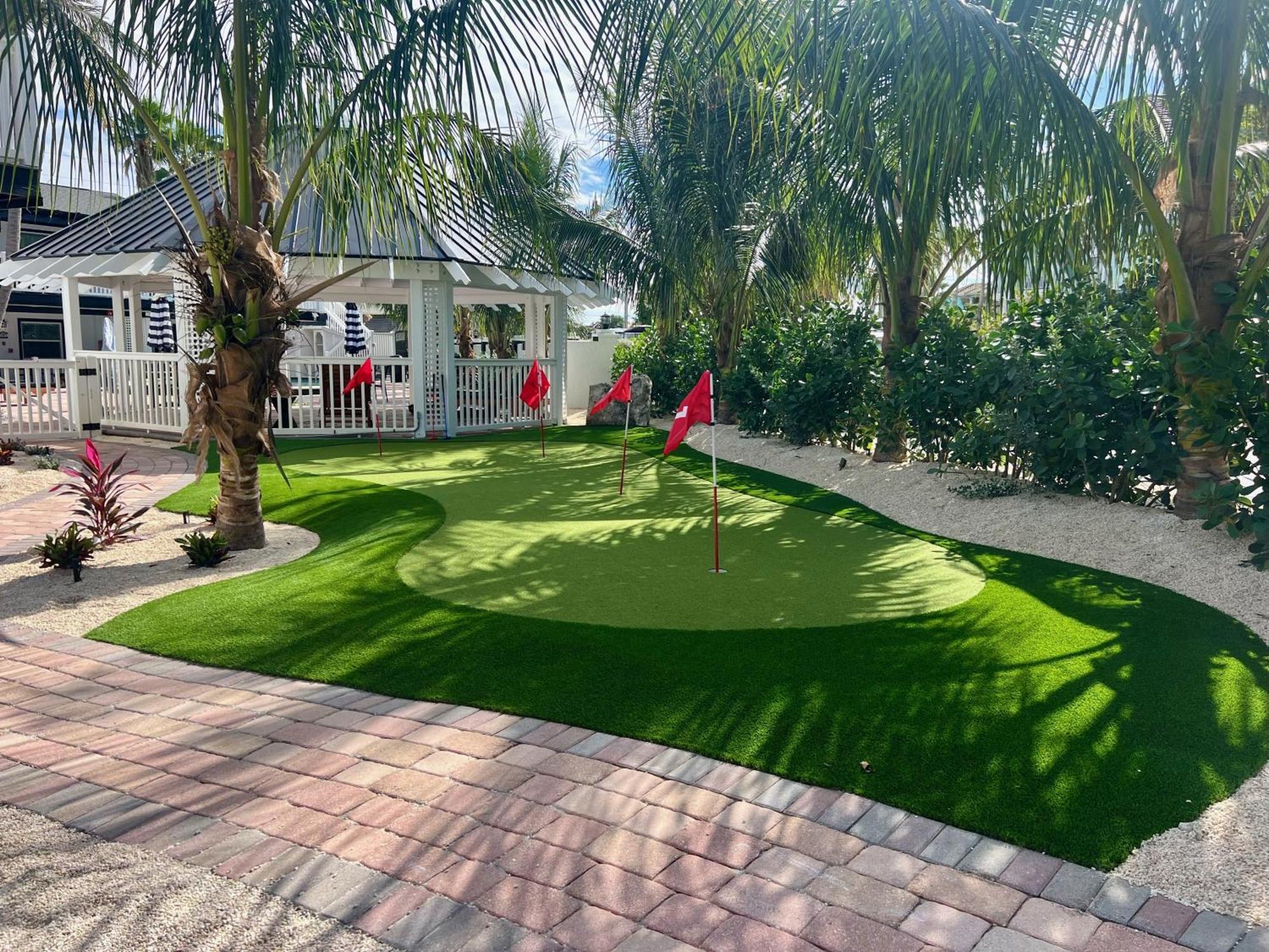 Tropic Isle At Anna Maria Island Inn Bradenton Beach Exterior photo
